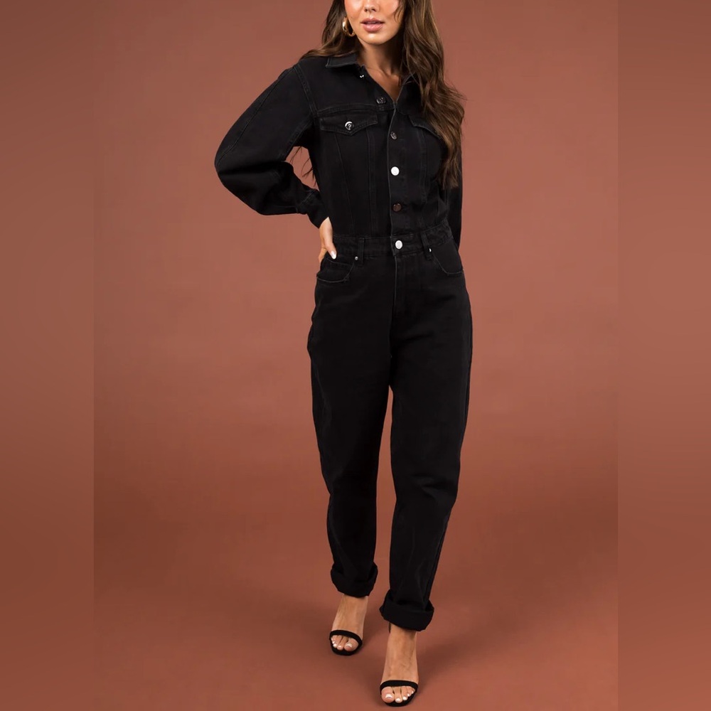 💕❤️Button Up Long Sleeve Denim Jumpsuit❤️💕 - Picture 3 of 5